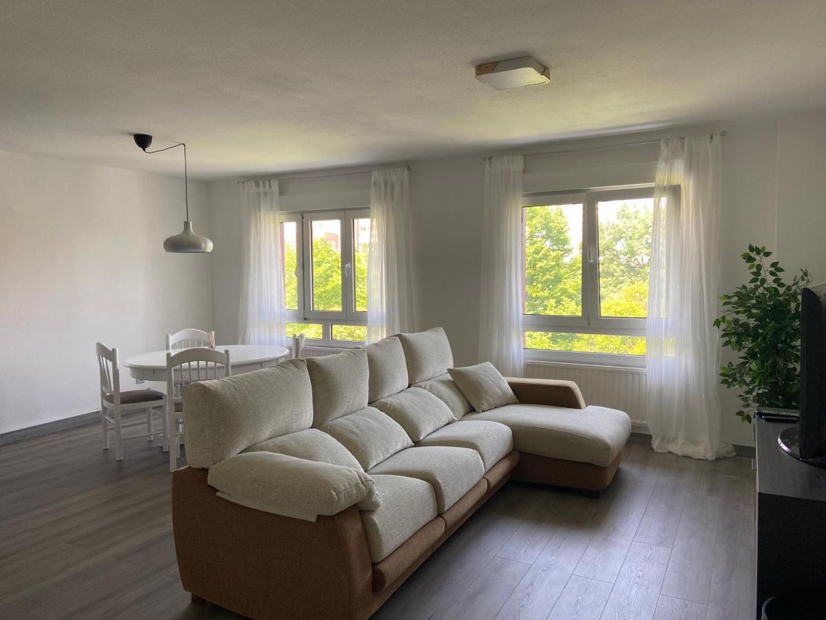 173A Amplio Apartamento Moderno Хихон Екстериор снимка