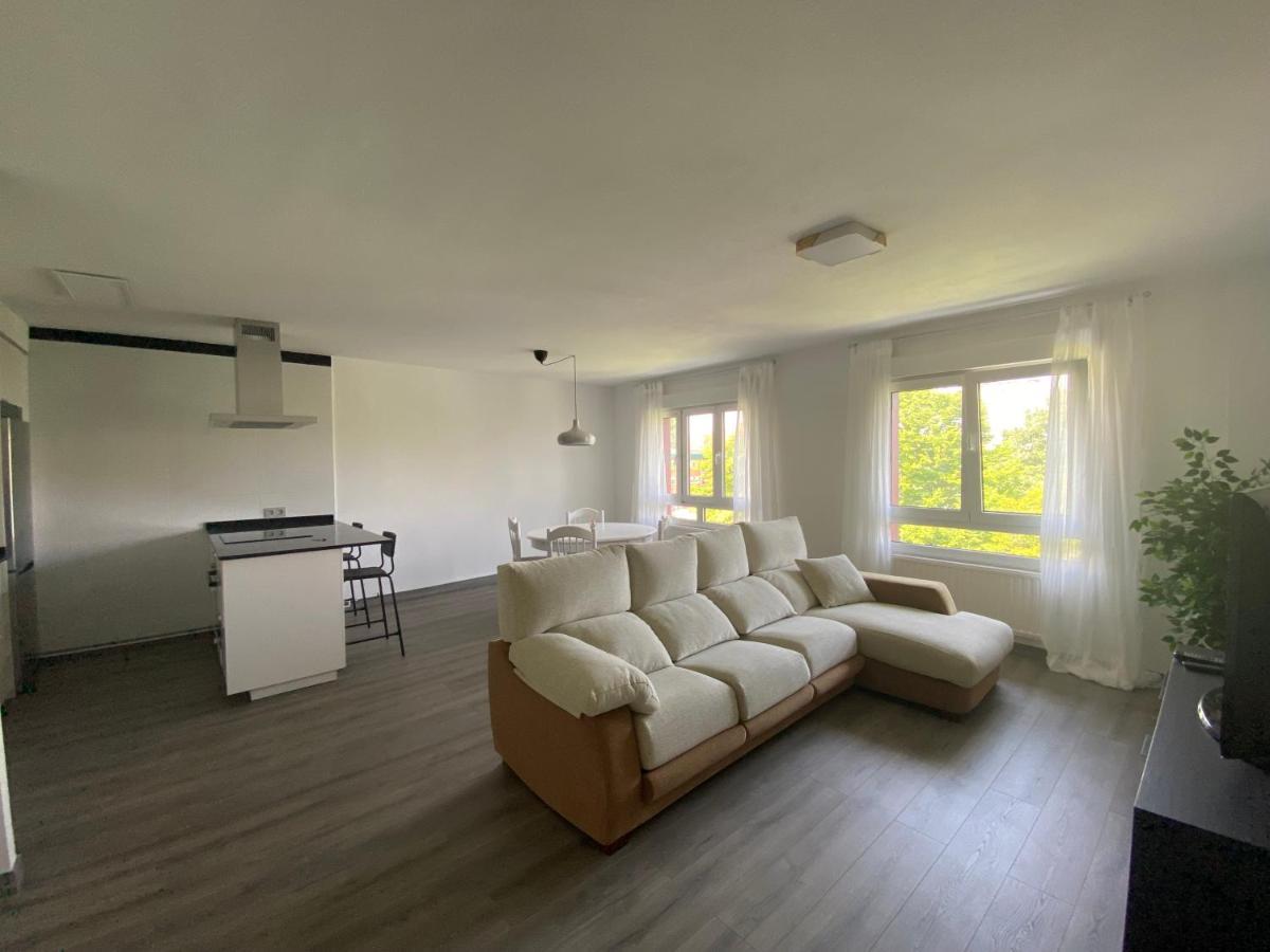 173A Amplio Apartamento Moderno Хихон Екстериор снимка