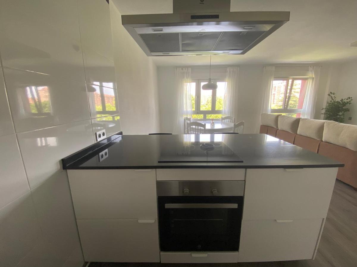 173A Amplio Apartamento Moderno Хихон Екстериор снимка